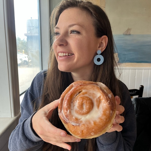 Meet your Posher, Gabriela - Picture 3 of 3